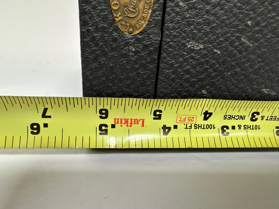 Vintage Eastman Kodak Brownie Box Camera 6.25W X 3.5D X 5H [Photo 10]