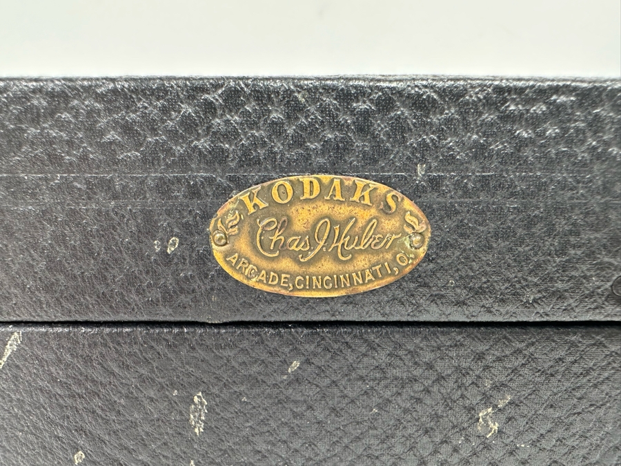 Vintage Eastman Kodak Brownie Box Camera 6.25W X 3.5D X 5H [Photo 9]