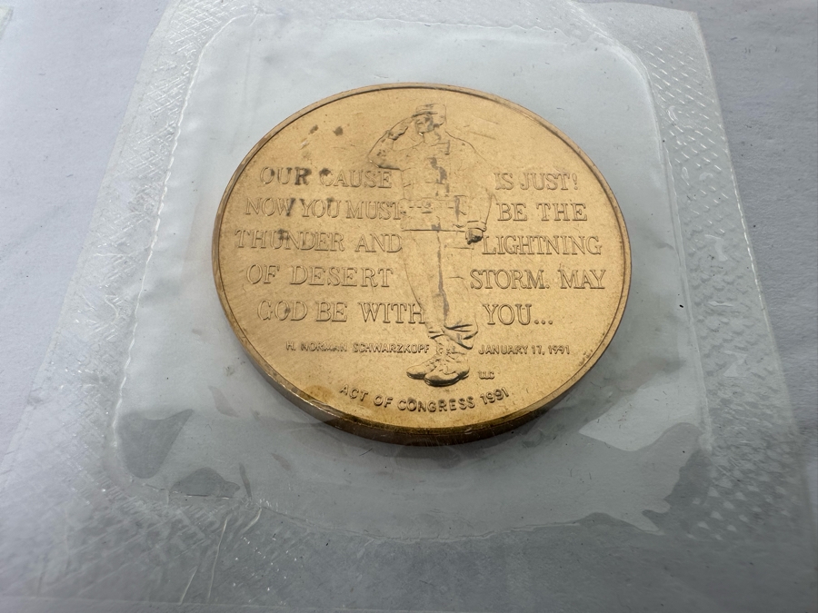 Desert Shield / Desert Storm Colored Glass Plates 3.5R And General Colin L. Powell Chairman, Joint Chiefs Of Staff Sealed Bronze Medal And General H. Norman Schwarzkopf Desert Shield Desert Storm Sealed Bronze Medal [Photo 6]