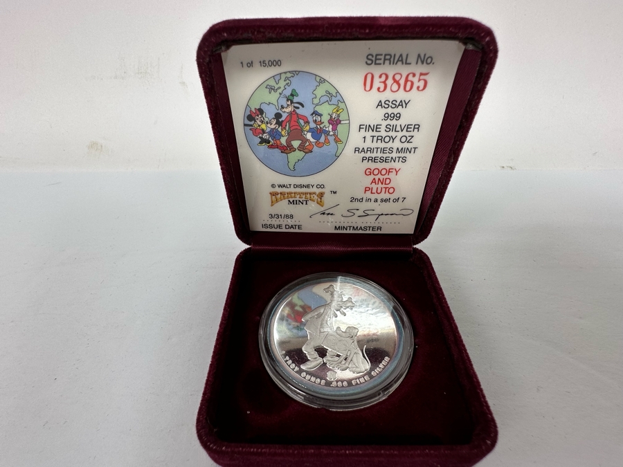 Walt Disney's Goofy And Pluto .999 Fine Silver 1 Troy Oz Proof Silver Coin With Box Rarities Mint Issued 3/31/88 2nd In Series Of 7 Numbered 3,865 Of 15,000 [Photo 2]