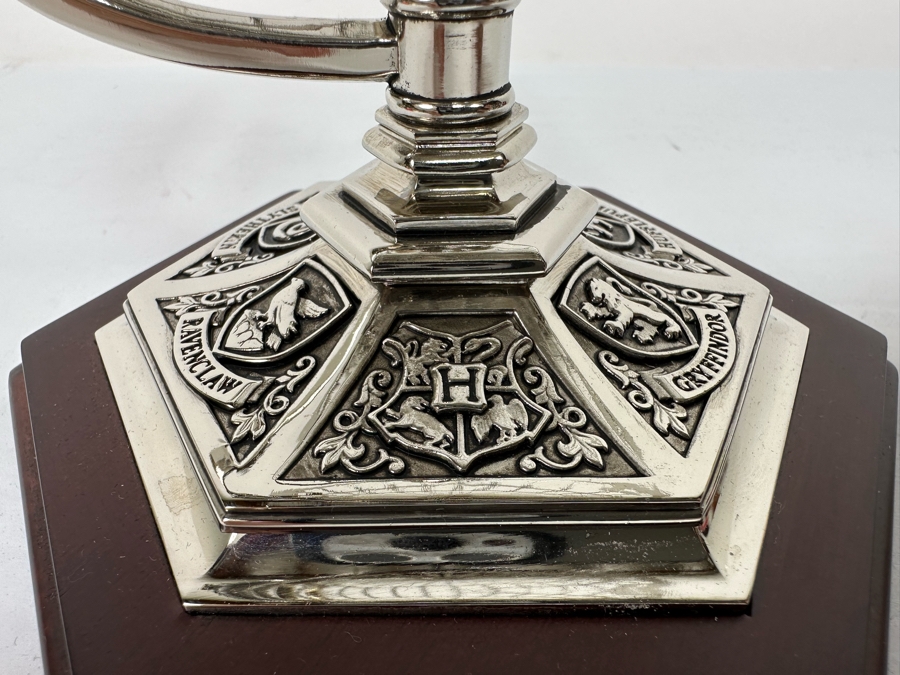 Harry Potter The Noble Collection Miniature Hedwig In Cage Action Figure 5W X 10H [Photo 10]