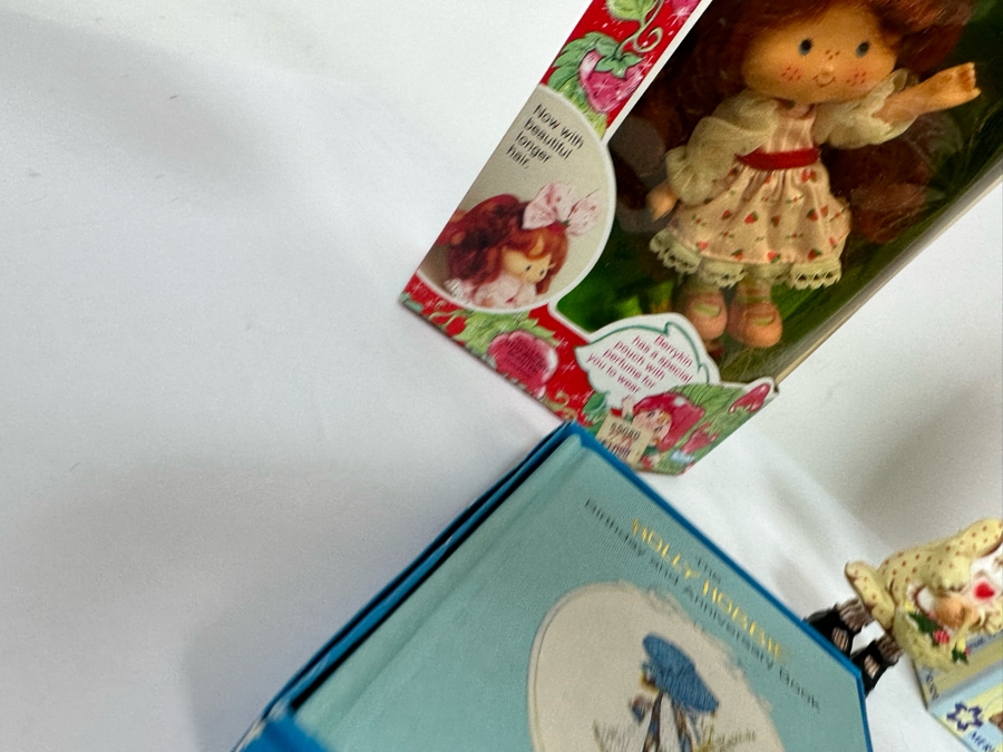 Strawberry Shortcake And Holly Hobbie Dolls & Books [Photo 14]