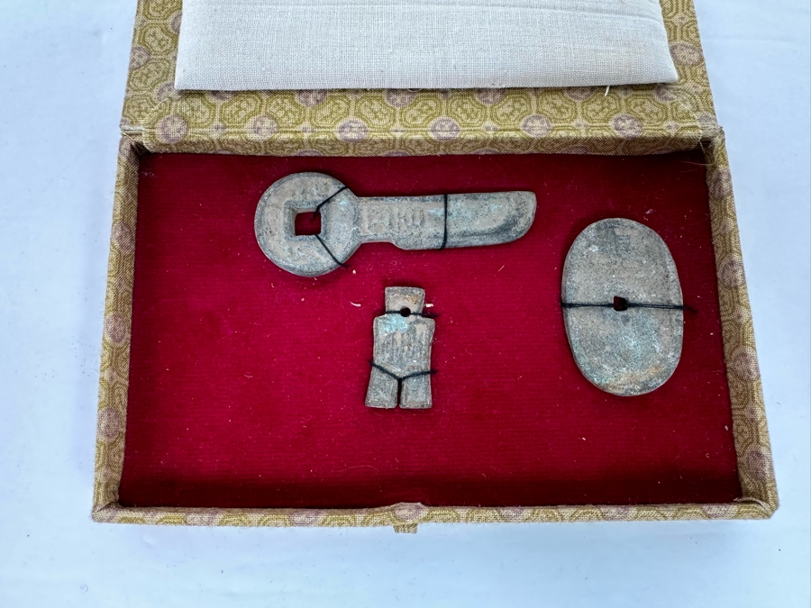 Collection Of Three Ancient Chinese Asian Coins [Photo 2]