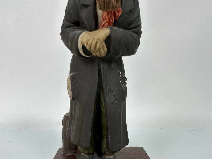 Signed Dickens Series Fagin Fine Porcelain Figurine By Aynsley (John Aynsley) 1977 Signed By Michael Aynsley 5W X 3.5D X 9H [Photo 11]