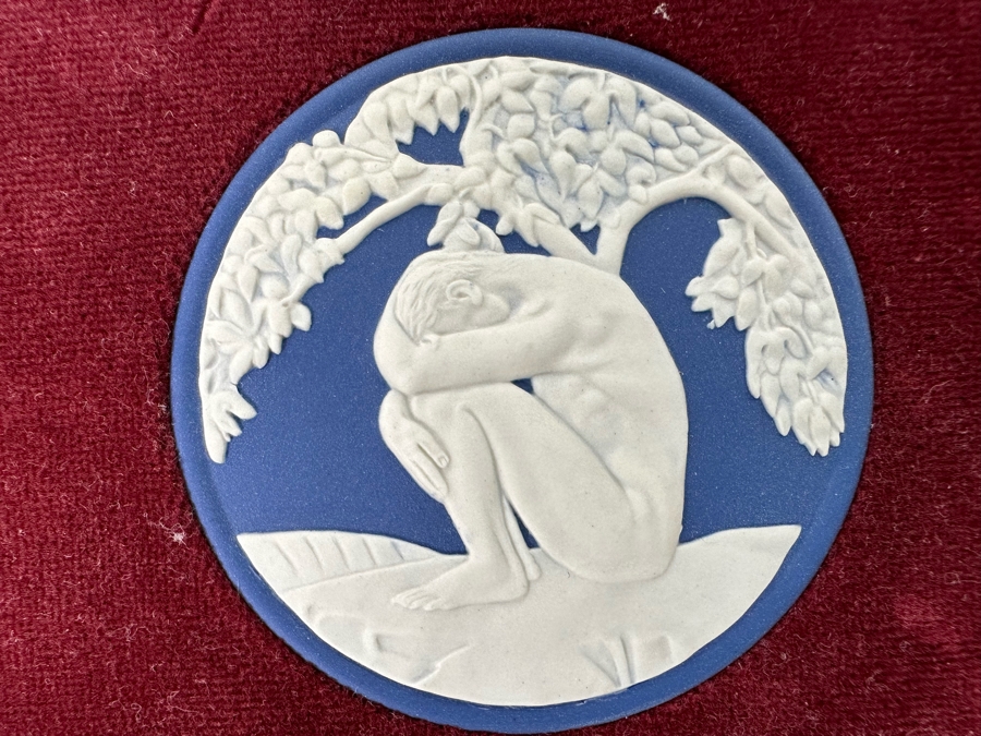 Pair Of Wedgwood Collectible Plates Of Adam & Eve By Anna Zinkeisen Nicely Display In A Wooden Frame From The Wedgwood Collectors Society [Photo 8]