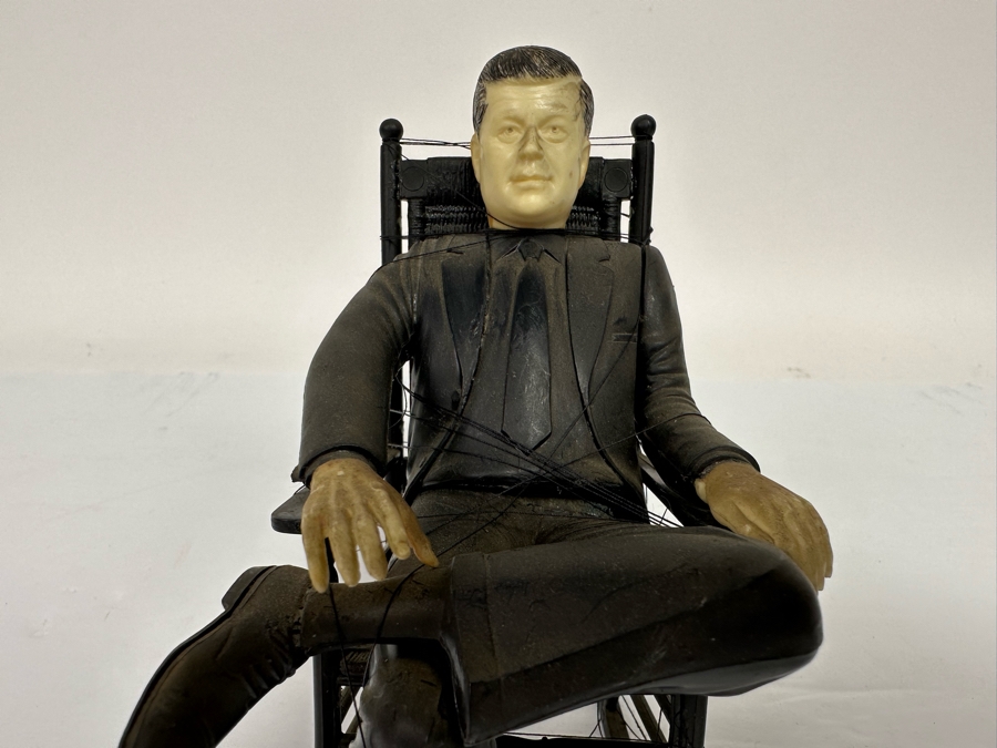 Vintage President John F. Kennedy Seated On Rocking Chair Plastic Model 5.5W X 3D X 6H [Photo 4]