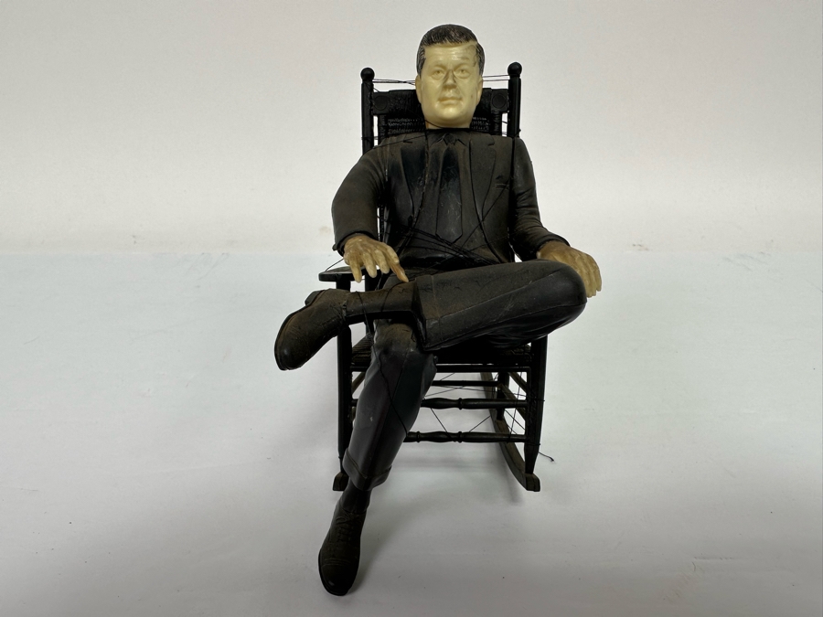 Vintage President John F. Kennedy Seated On Rocking Chair Plastic Model 5.5W X 3D X 6H [Photo 3]