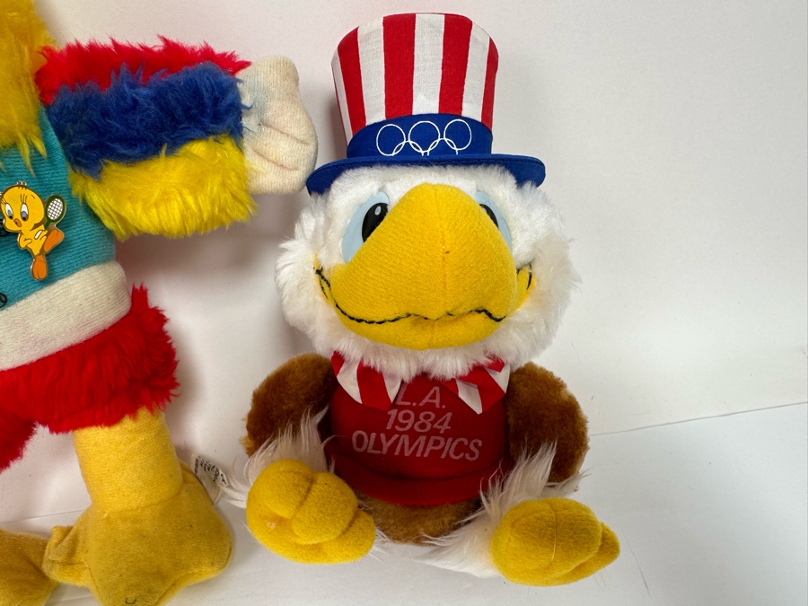 The Famous San Diego Chicken Plush With Pins 12H And The L.A. 1984 Olympics Plush 7.5H [Photo 7]