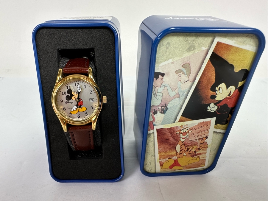 Walt Disney's Mickey Mouse Watch In Box [Photo 2]