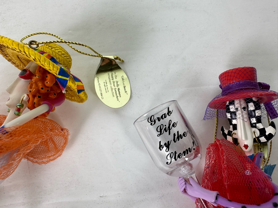 Dolly Mamas Ornaments: Sealed Ornaments Set #1 (It's Happy Hour Somewhere), Sealed Ornaments Set #5 (It's Happy Hour Somewhere) And Dolly Mamas Loose Five Ornaments [Photo 16]