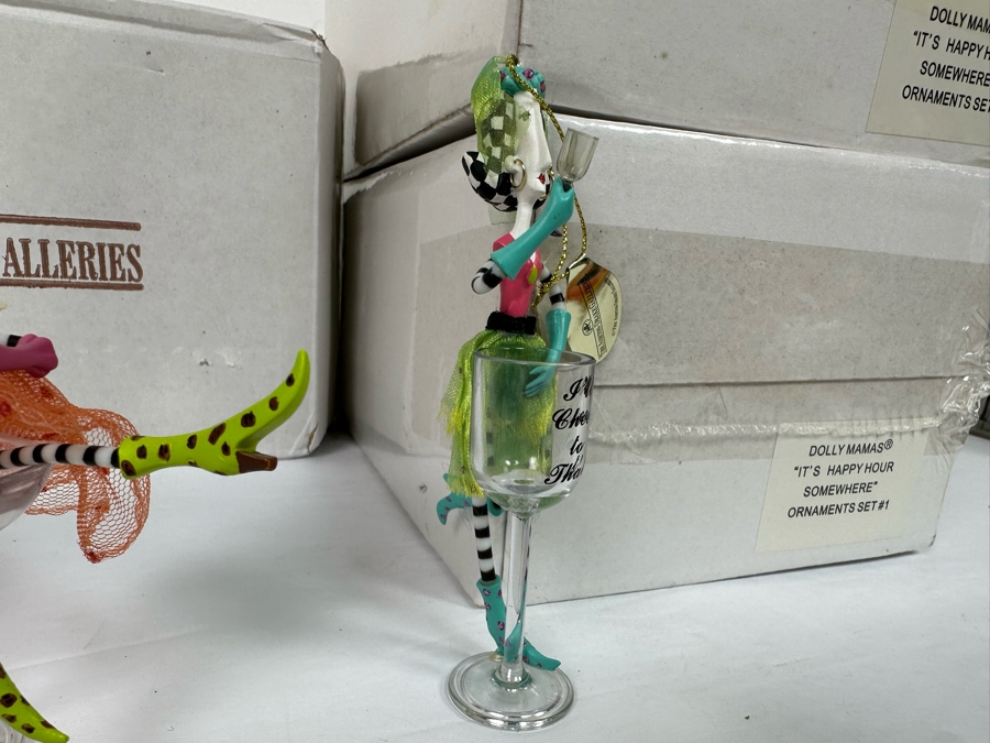 Dolly Mamas Ornaments: Sealed Ornaments Set #1 (It's Happy Hour Somewhere), Sealed Ornaments Set #5 (It's Happy Hour Somewhere) And Dolly Mamas Loose Five Ornaments [Photo 7]