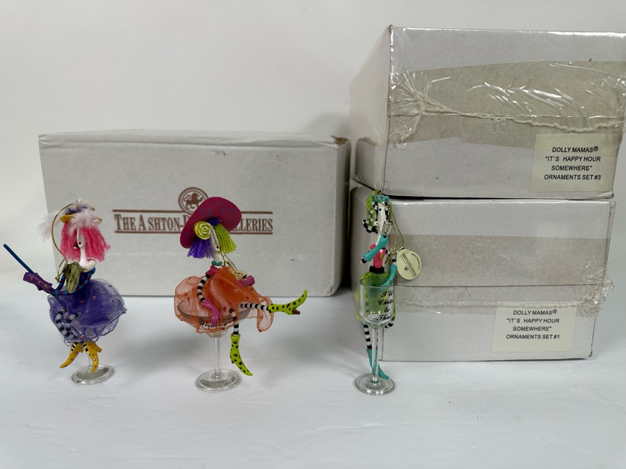 Dolly Mamas Ornaments: Sealed Ornaments Set #1 (It's Happy Hour Somewhere), Sealed Ornaments Set #5 (It's Happy Hour Somewhere) And Dolly Mamas Loose Five Ornaments [Photo 4]