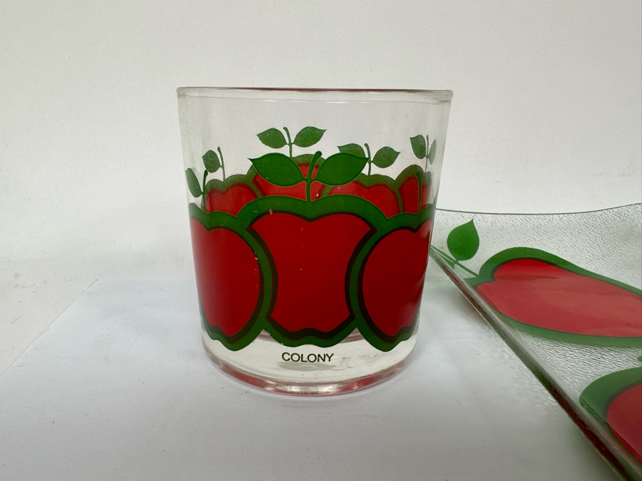 Vintage Colony Apple Pair Of Glasses, Ice Bucket And Pair Of Glass Trays [Photo 8]