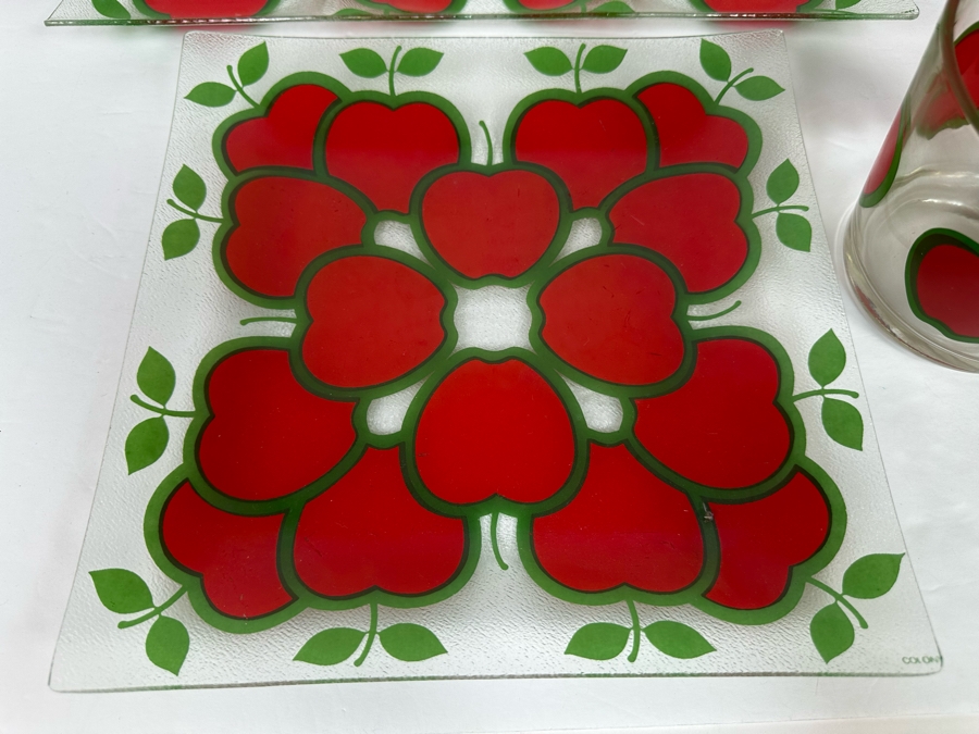 Vintage Colony Apple Pair Of Glasses, Ice Bucket And Pair Of Glass Trays [Photo 4]