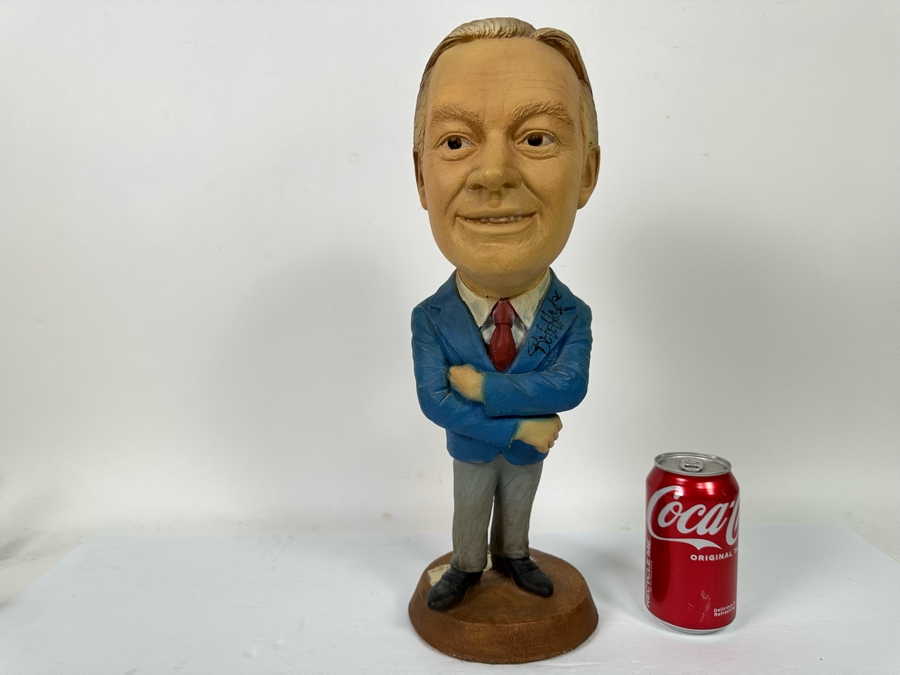Signed 1979 Bob Hope Esco Products Inc Large Head Cartoon Chalkware Statue Signed By Bob Hope On Front & Andy Williams, Lawrence Welk, Dennis James & Ted Giannoulas (San Diego Chicken) On Back - Signed In 1981 At Torrey Pines Golf Tournament 17.5H [Photo 4]