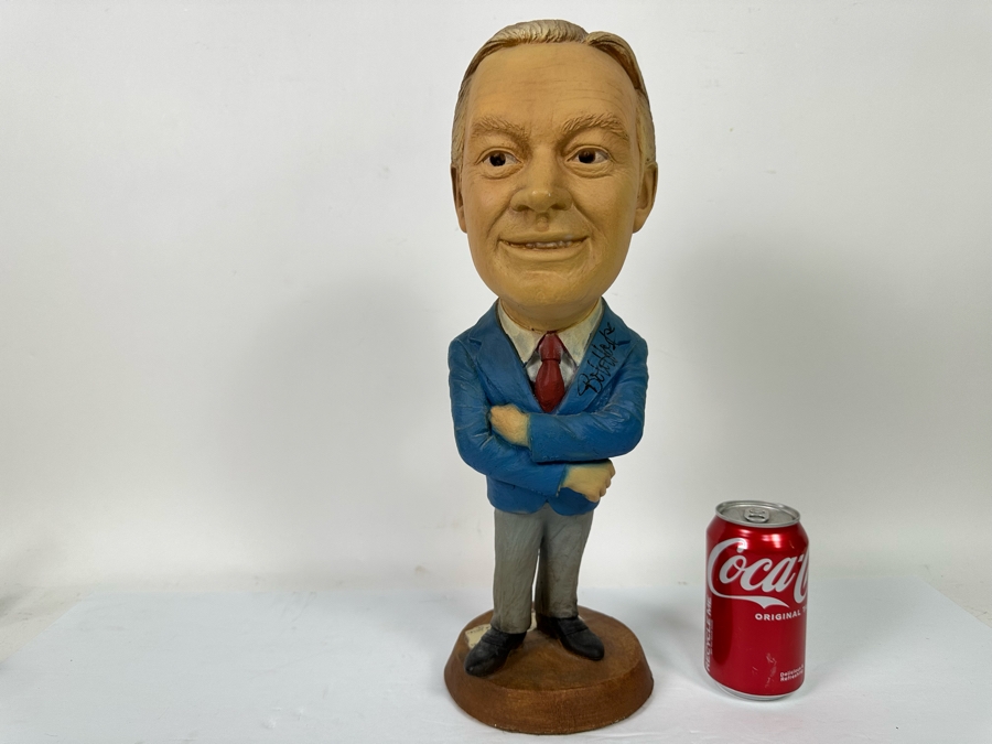 Signed 1979 Bob Hope Esco Products Inc Large Head Cartoon Chalkware Statue Signed By Bob Hope On Front & Andy Williams, Lawrence Welk, Dennis James & Ted Giannoulas (San Diego Chicken) On Back - Signed In 1981 At Torrey Pines Golf Tournament 17.5H [Photo 5]