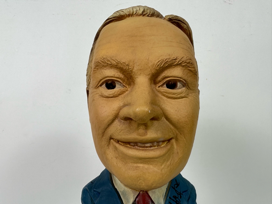 Signed 1979 Bob Hope Esco Products Inc Large Head Cartoon Chalkware Statue Signed By Bob Hope On Front & Andy Williams, Lawrence Welk, Dennis James & Ted Giannoulas (San Diego Chicken) On Back - Signed In 1981 At Torrey Pines Golf Tournament 17.5H [Photo 9]
