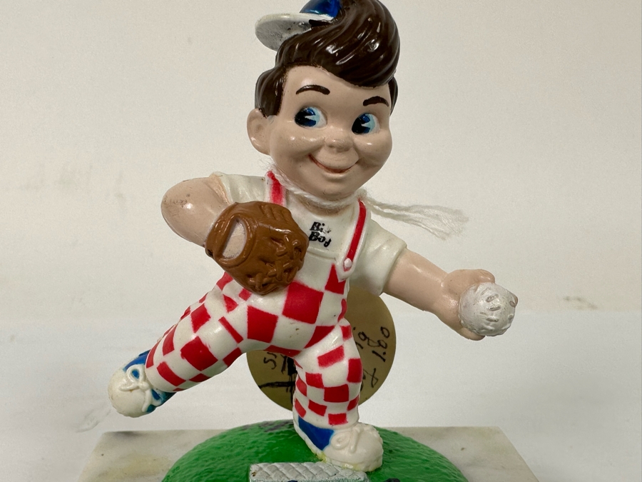 Signed Andy Benis Bob's Big Boy Figurine 3H [Photo 7]