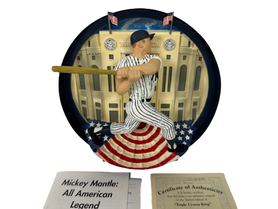 Limited Edition Mickey Mantle: All-American Legend Triple Crown King 3D Plate Numbered 431 Of 3,000 By The Bradford Exchange 1997 7H [Photo 1]