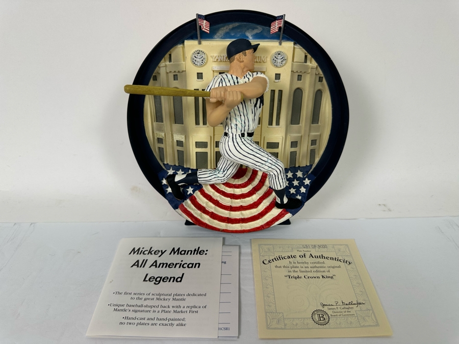 Limited Edition Mickey Mantle: All-American Legend Triple Crown King 3D Plate Numbered 431 Of 3,000 By The Bradford Exchange 1997 7H [Photo 2]