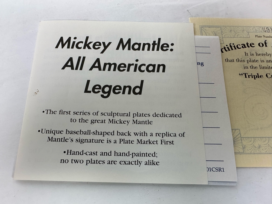 Limited Edition Mickey Mantle: All-American Legend Triple Crown King 3D Plate Numbered 431 Of 3,000 By The Bradford Exchange 1997 7H [Photo 11]