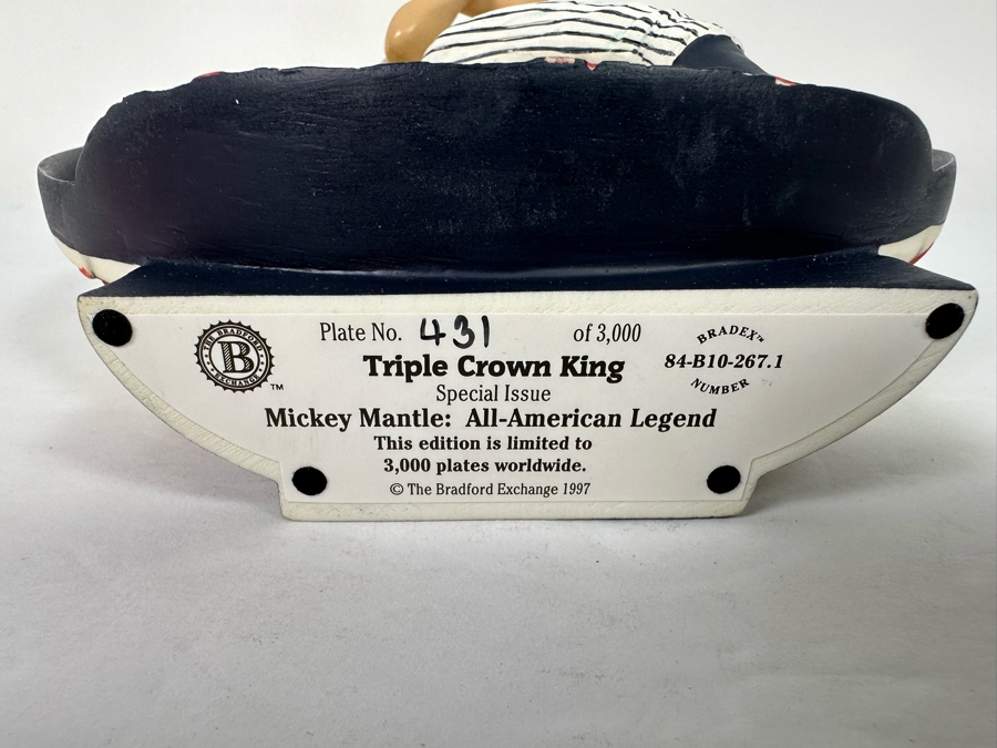 Limited Edition Mickey Mantle: All-American Legend Triple Crown King 3D Plate Numbered 431 Of 3,000 By The Bradford Exchange 1997 7H [Photo 7]
