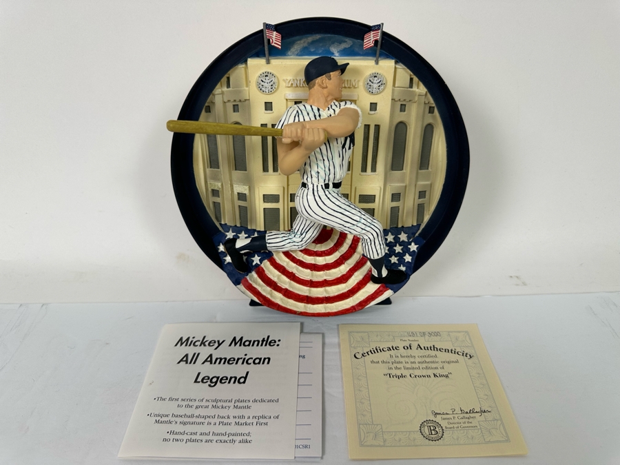 Limited Edition Mickey Mantle: All-American Legend Triple Crown King 3D Plate Numbered 431 Of 3,000 By The Bradford Exchange 1997 7H [Photo 3]