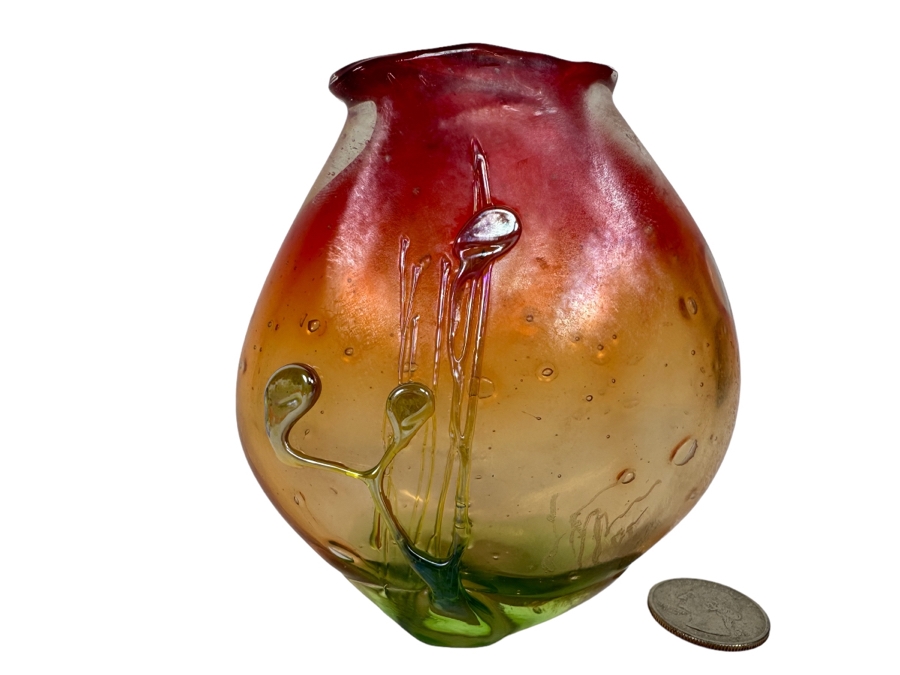 Beautiful Signed Art Glass Vase From Laguna Beach Artist Loren Chapin 4.5H [Photo 1]