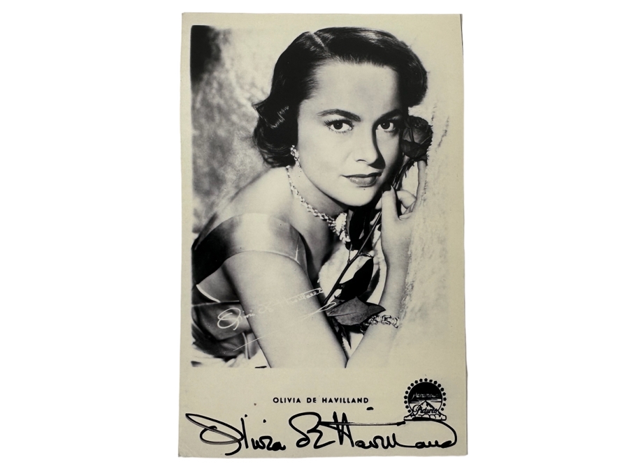 Signed Olivia De Havilland Photograph 3.75 X 5.75 And Seperate Autograph Of Olivia De Havilland On Paper Cut-Out [Photo 2]