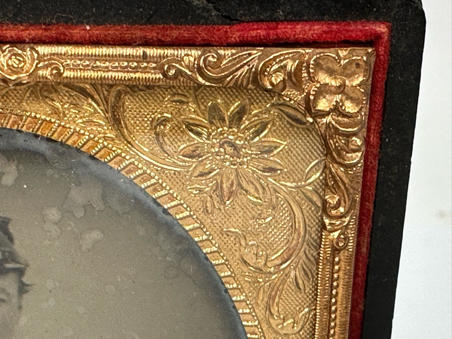 Antique Civil War Ninth Plate Ambrotype Photograph Of Solidier In Genuine Union Case Improved With Fine Gilt By S. Peck & Co [Photo 12]
