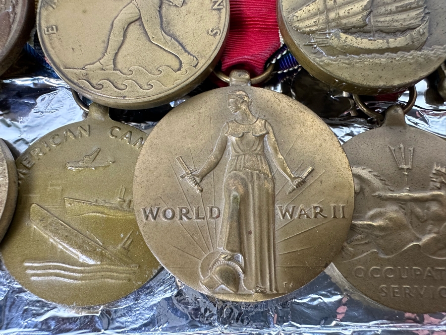 Vintage United States Marine Corp Medals From World War II & Korean War - See Photos [Photo 10]
