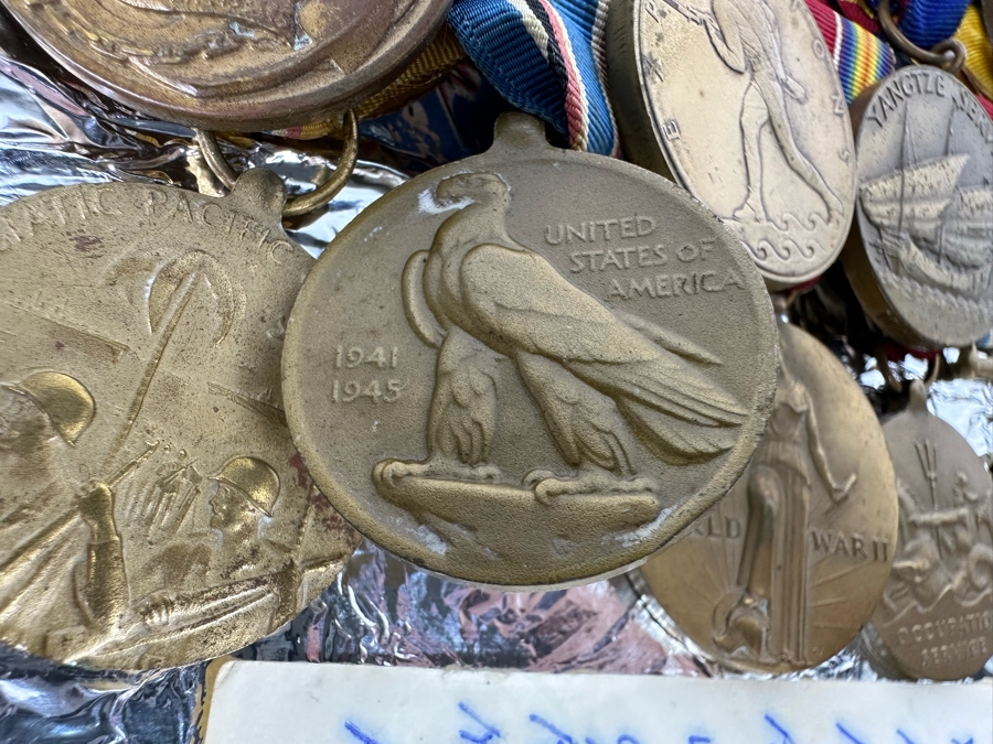 Vintage United States Marine Corp Medals From World War II & Korean War - See Photos [Photo 25]