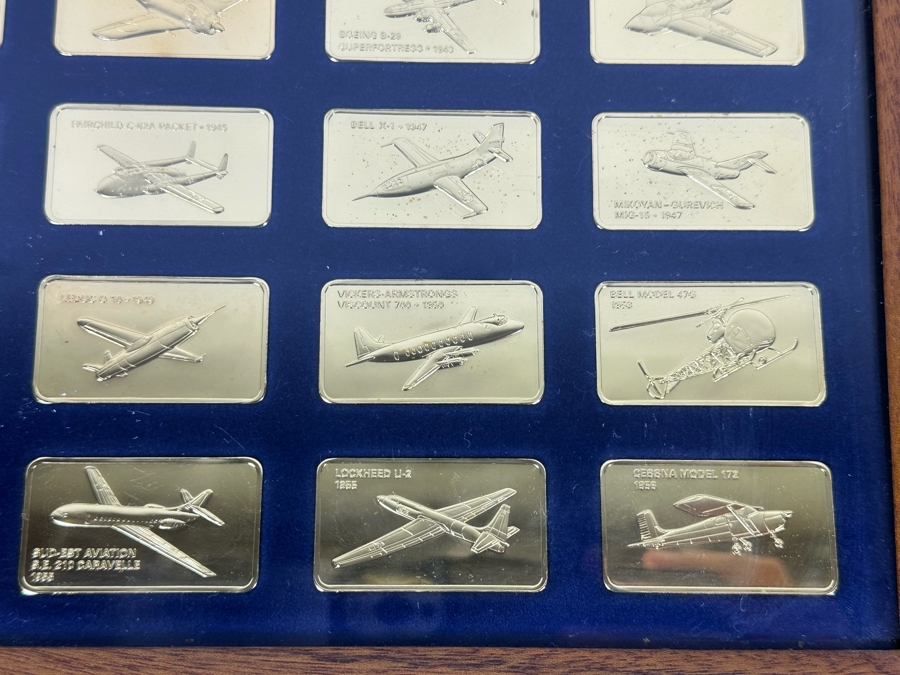 Limited Edition Of 15,000 First Collection Of The Jane's Medallic Register Of The World's Great Aircraft Consisting Of 100 Ingots Minted By The Franklin Mint With A Full Proof 24K Gold Electroplate On Solid Bronze W/ Cert Each Tray 13.5 X 9.5 - See Photos [Photo 21]