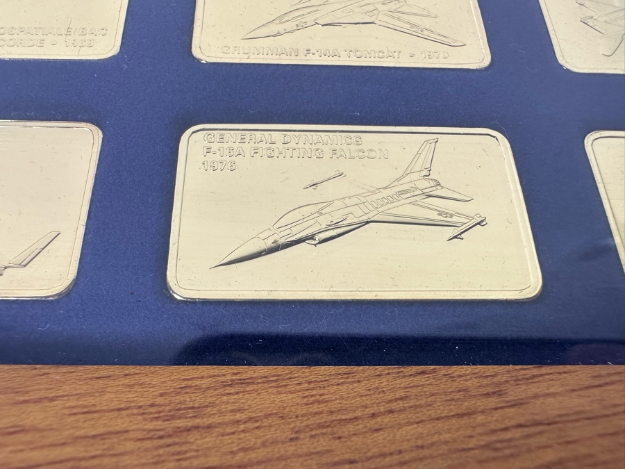 Limited Edition Of 15,000 First Collection Of The Jane's Medallic Register Of The World's Great Aircraft Consisting Of 100 Ingots Minted By The Franklin Mint With A Full Proof 24K Gold Electroplate On Solid Bronze W/ Cert Each Tray 13.5 X 9.5 - See Photos [Photo 36]