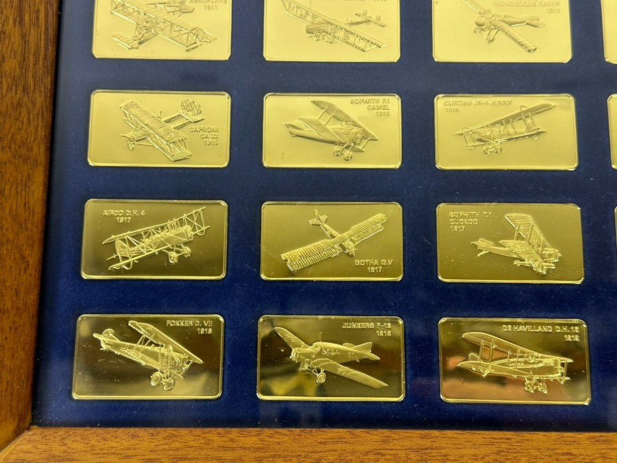 Limited Edition Of 15,000 First Collection Of The Jane's Medallic Register Of The World's Great Aircraft Consisting Of 100 Ingots Minted By The Franklin Mint With A Full Proof 24K Gold Electroplate On Solid Bronze W/ Cert Each Tray 13.5 X 9.5 - See Photos [Photo 17]