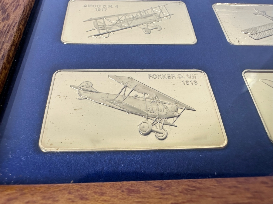 Limited Edition Of 15,000 First Collection Of The Jane's Medallic Register Of The World's Great Aircraft Consisting Of 100 Ingots Minted By The Franklin Mint With A Full Proof 24K Gold Electroplate On Solid Bronze W/ Cert Each Tray 13.5 X 9.5 - See Photos [Photo 35]
