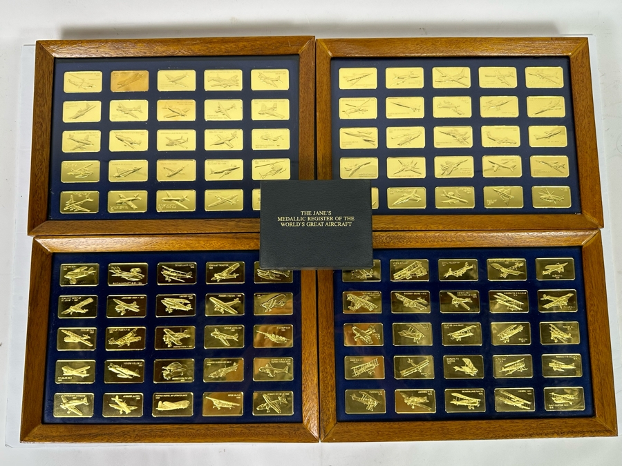 Limited Edition Of 15,000 First Collection Of The Jane's Medallic Register Of The World's Great Aircraft Consisting Of 100 Ingots Minted By The Franklin Mint With A Full Proof 24K Gold Electroplate On Solid Bronze W/ Cert Each Tray 13.5 X 9.5 - See Photos [Photo 3]