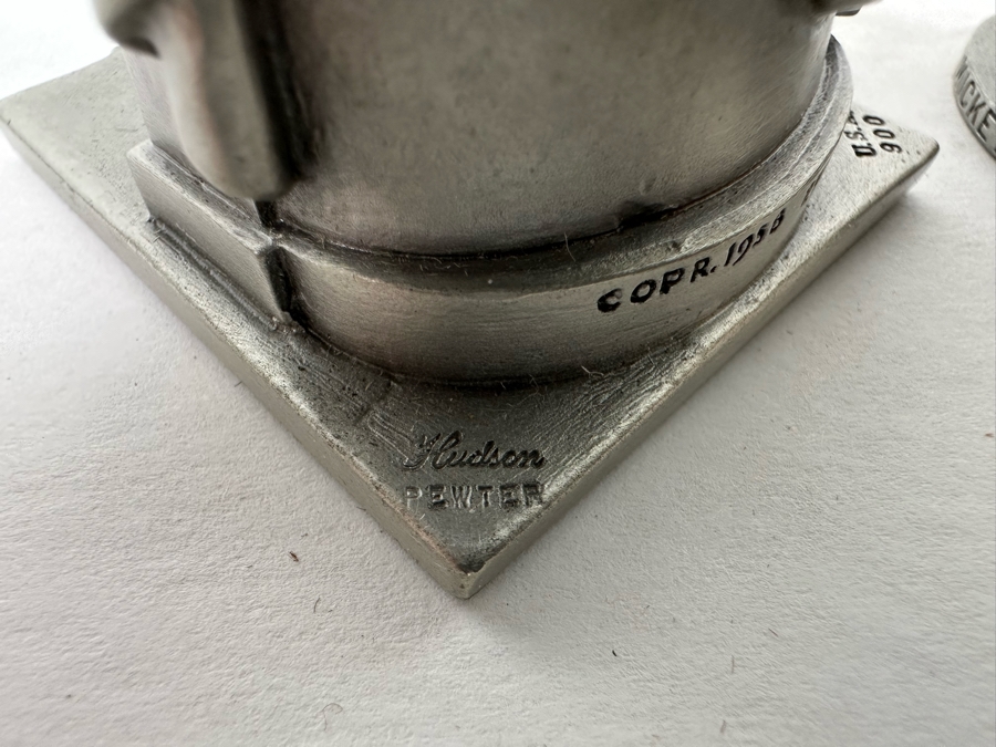 Small Walt Disney Mickey Mouse Fine Pewter Schmid Figurine 1.75H And Hudson Pewter Lincoln Memorial Figurine 1958 By P. W. Baston 2.25H [Photo 10]