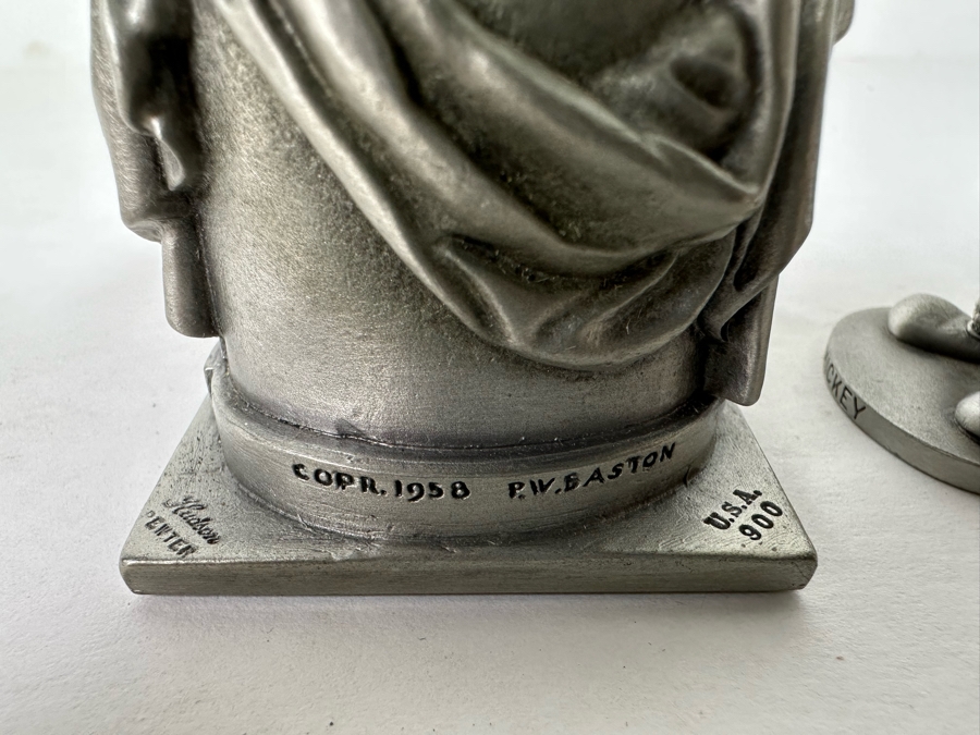 Small Walt Disney Mickey Mouse Fine Pewter Schmid Figurine 1.75H And Hudson Pewter Lincoln Memorial Figurine 1958 By P. W. Baston 2.25H [Photo 8]