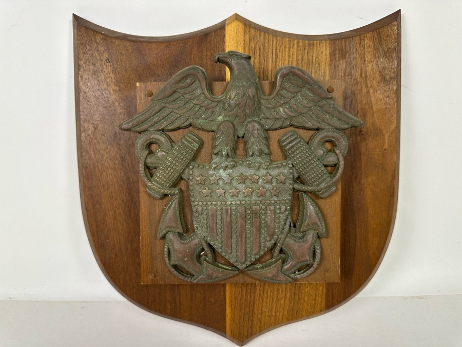 Vintage US Navy Officer's Bronze Eagle Crest Insignia Mounted On A Wooden Wall Plaque 11W X 2.5D X 12H [Photo 3]