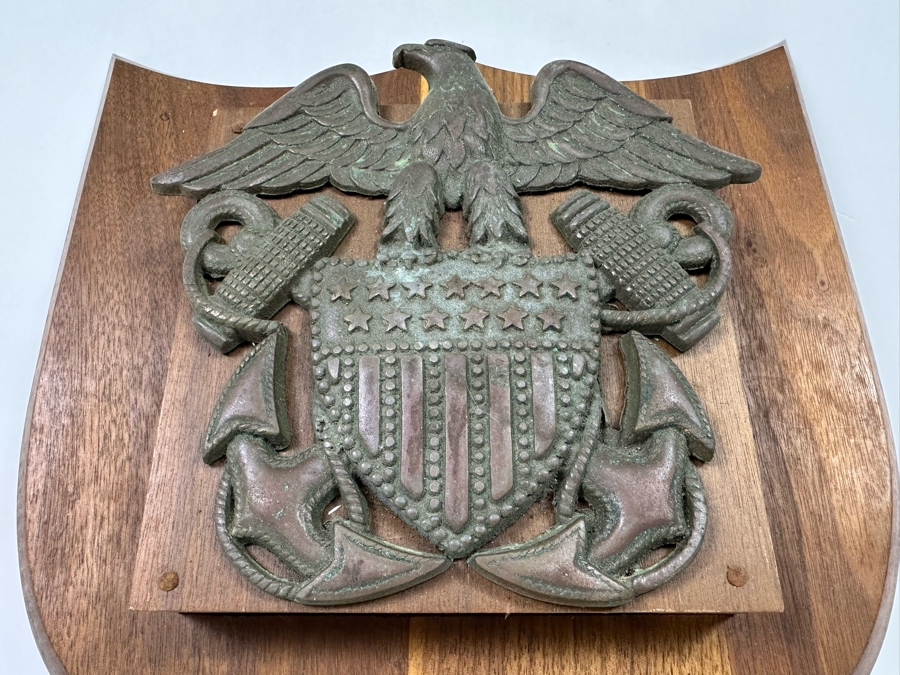 Vintage US Navy Officer's Bronze Eagle Crest Insignia Mounted On A Wooden Wall Plaque 11W X 2.5D X 12H [Photo 5]