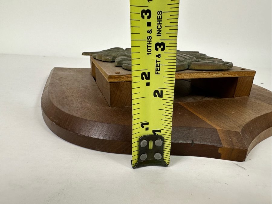 Vintage US Navy Officer's Bronze Eagle Crest Insignia Mounted On A Wooden Wall Plaque 11W X 2.5D X 12H [Photo 10]