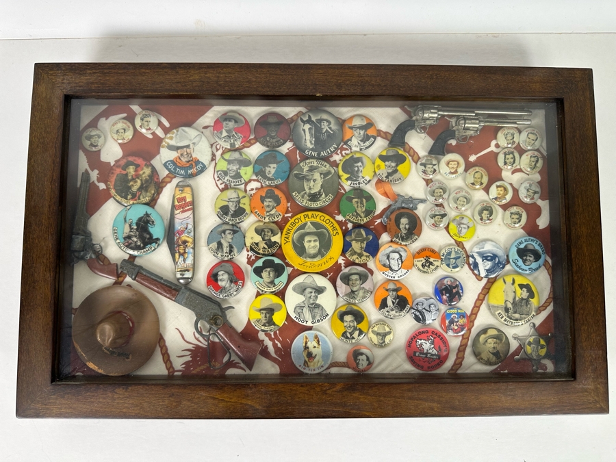 Huge Collection Of Vintage Collectible Western Movie Star Actor Cowboy Buttons, Roy Rogers Pocket Knife & Miniature Toy Pistols / Rifle Displayed In Nice Shawdowbox Display Case: Hoot Gibson, John Wayne, Gene Autry, Hopalong Cassidy 6X11 - See Photos [Photo 3]