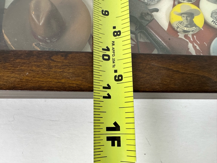 Huge Collection Of Vintage Collectible Western Movie Star Actor Cowboy Buttons, Roy Rogers Pocket Knife & Miniature Toy Pistols / Rifle Displayed In Nice Shawdowbox Display Case: Hoot Gibson, John Wayne, Gene Autry, Hopalong Cassidy 6X11 - See Photos [Photo 31]