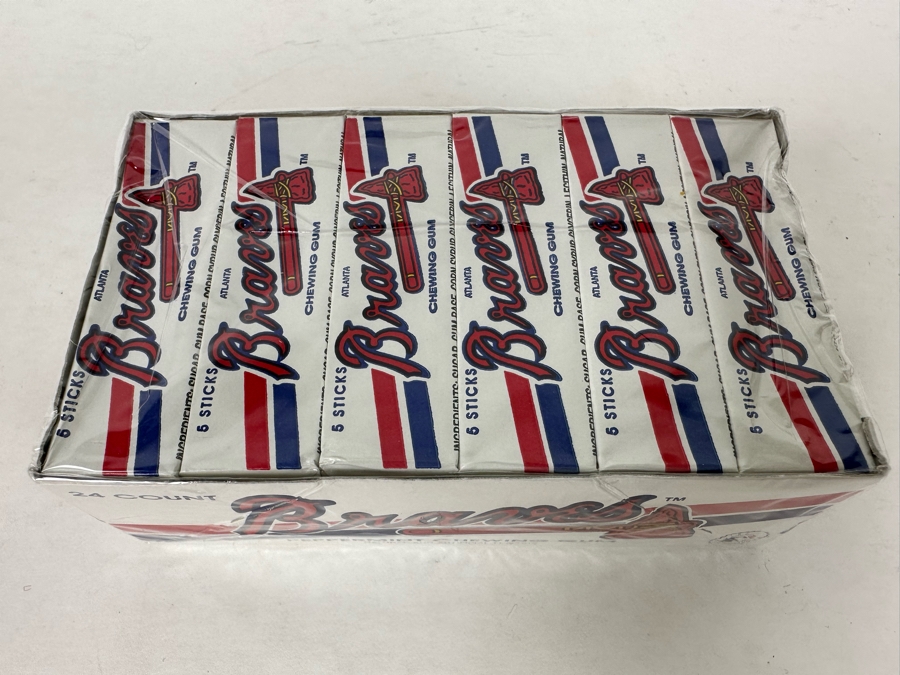 Vintage 1990 Sealed 24 Pack Atlanta Braves MLB Peppermint Chewing Gum [Photo 5]