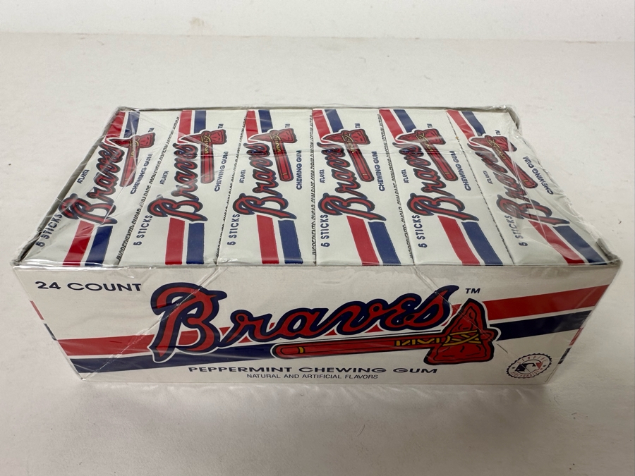 Vintage 1990 Sealed 24 Pack Atlanta Braves MLB Peppermint Chewing Gum [Photo 3]