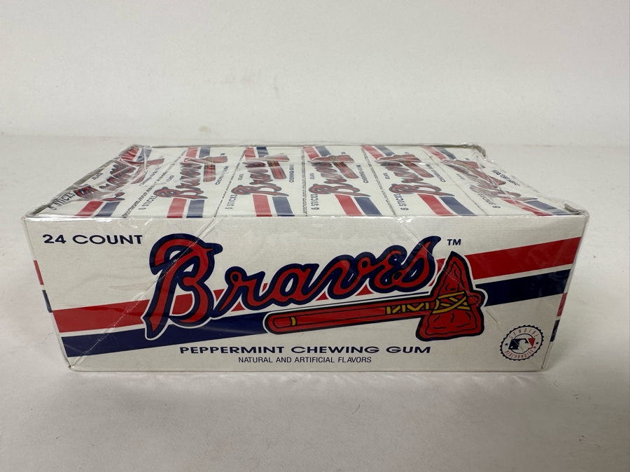 Vintage 1990 Sealed 24 Pack Atlanta Braves MLB Peppermint Chewing Gum [Photo 4]