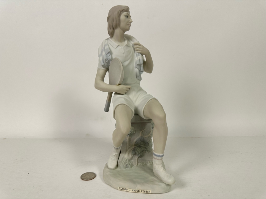 Vintage Lladro Matte Finish Male Tennis Player Figurine By Vincente Martinez 10.5H [Photo 2]