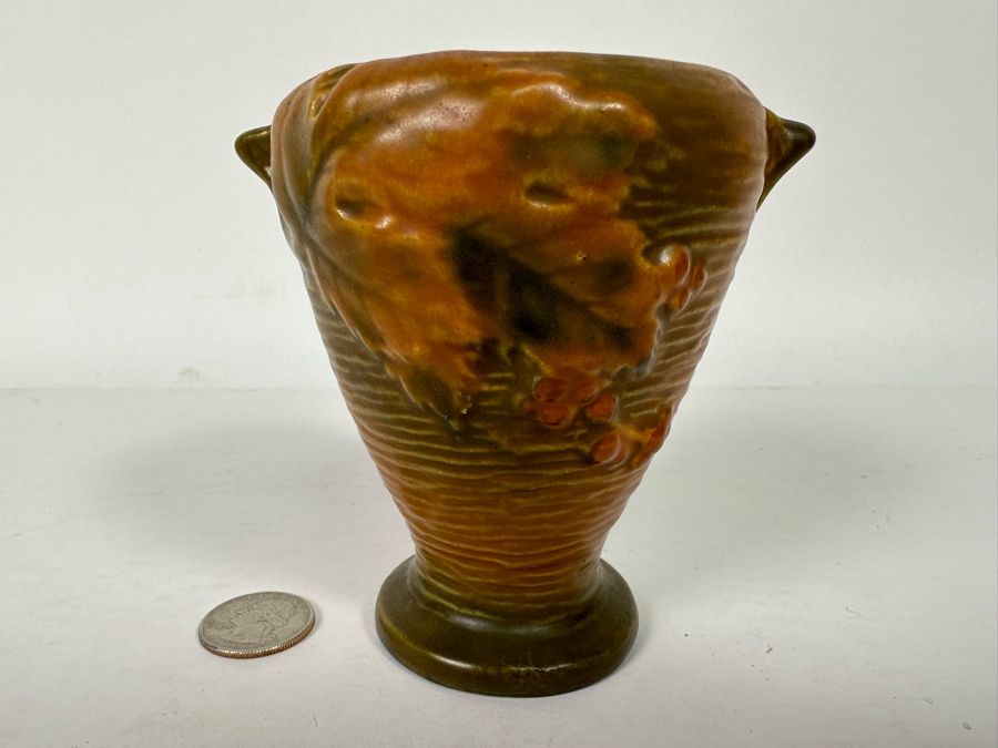 Vintage Roseville Pottery Vase [Photo 3]