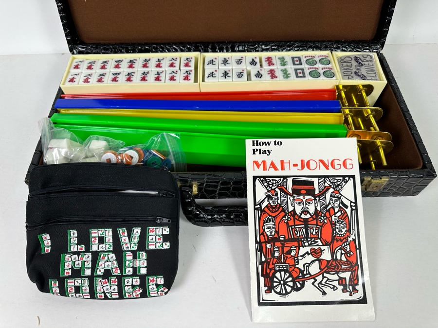 Vintage Mah-Jongg Mahjong Portable Game Set With Mah-Jongg Tiles, Racks, How To Play Book And I Love Mah Jongg Handbag [Photo 3]